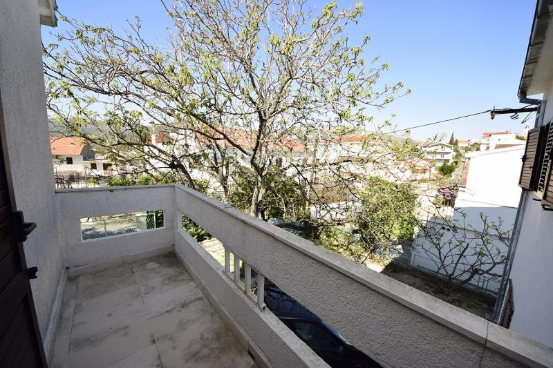 Zora Apartment Seget Vranjica Bagian luar foto