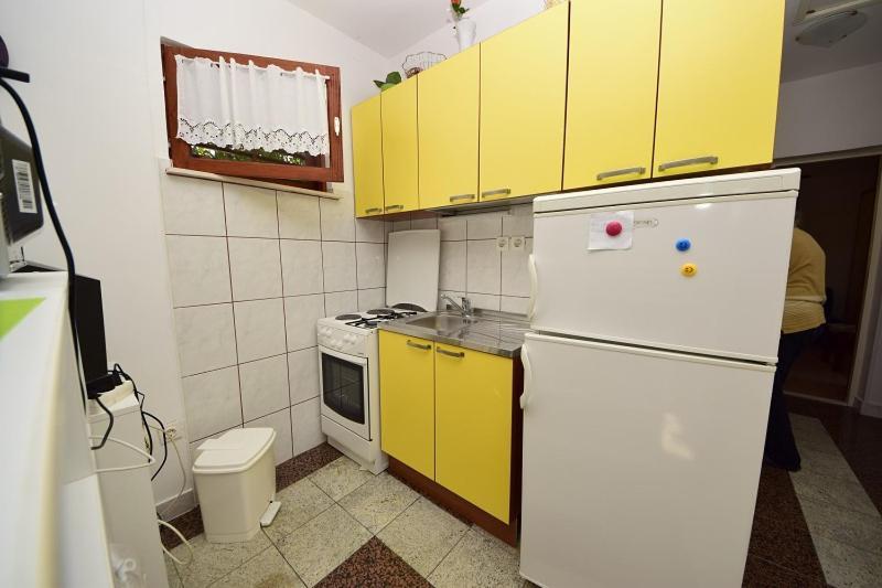 Zora Apartment Seget Vranjica Bagian luar foto